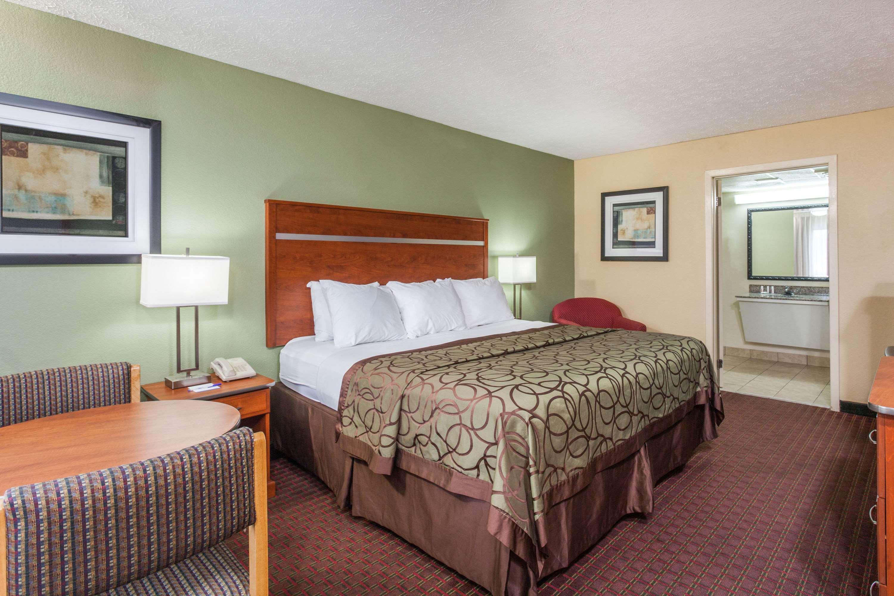 Hotel Baymont By Wyndham Pigeon Forge Near Island Drive Exterior foto